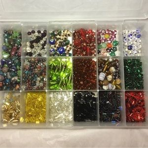 Lot of various glass beads.